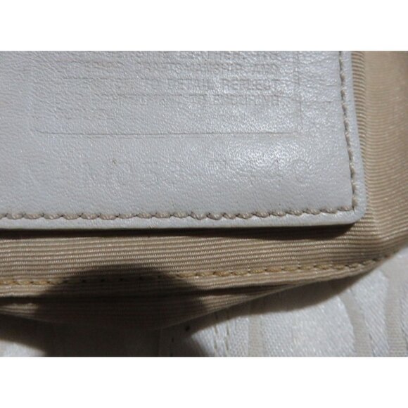 Coach 2005 Limited Edition Signature Optic White Cream Monogram Bumblebee Hobo - Picture 8 of 10